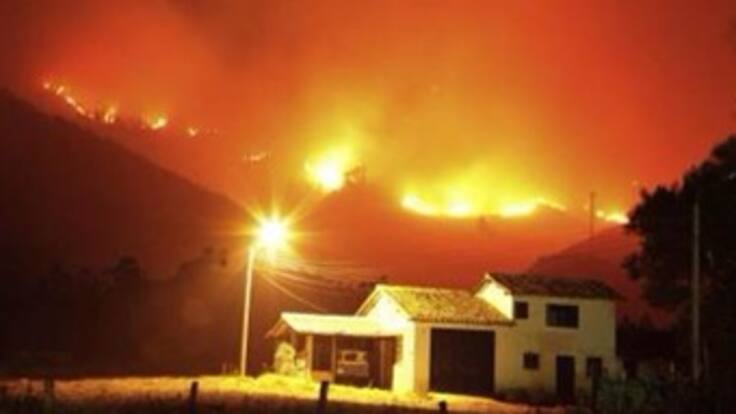 Advierten que incendio forestal está a un kilómetro de Villa de Leyva