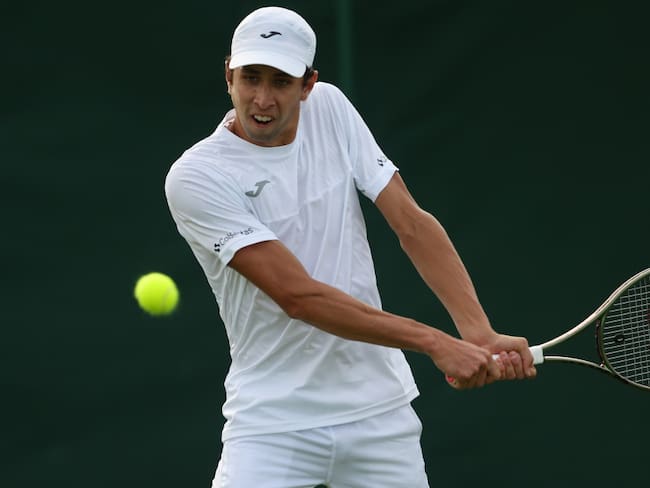 Daniel Galán se convirtió el tercer tenista colombiano que avanzó a tercera ronda de Wimbledon.