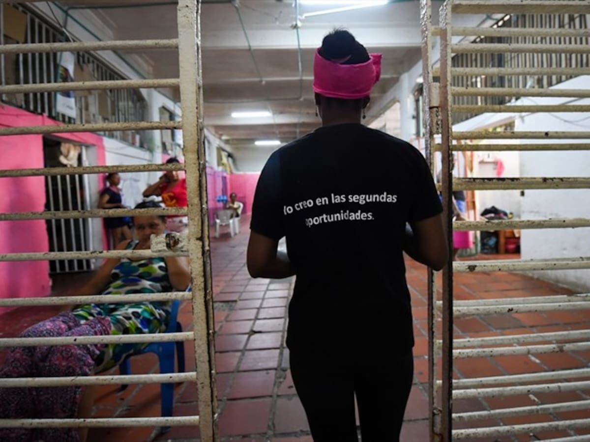 Así funcionará la ley que permitirá que 5 mil mujeres condenadas salgan de la cárcel