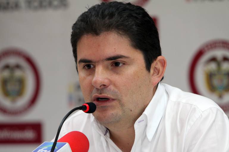 Luis Felipe Henao, ministro de vivienda