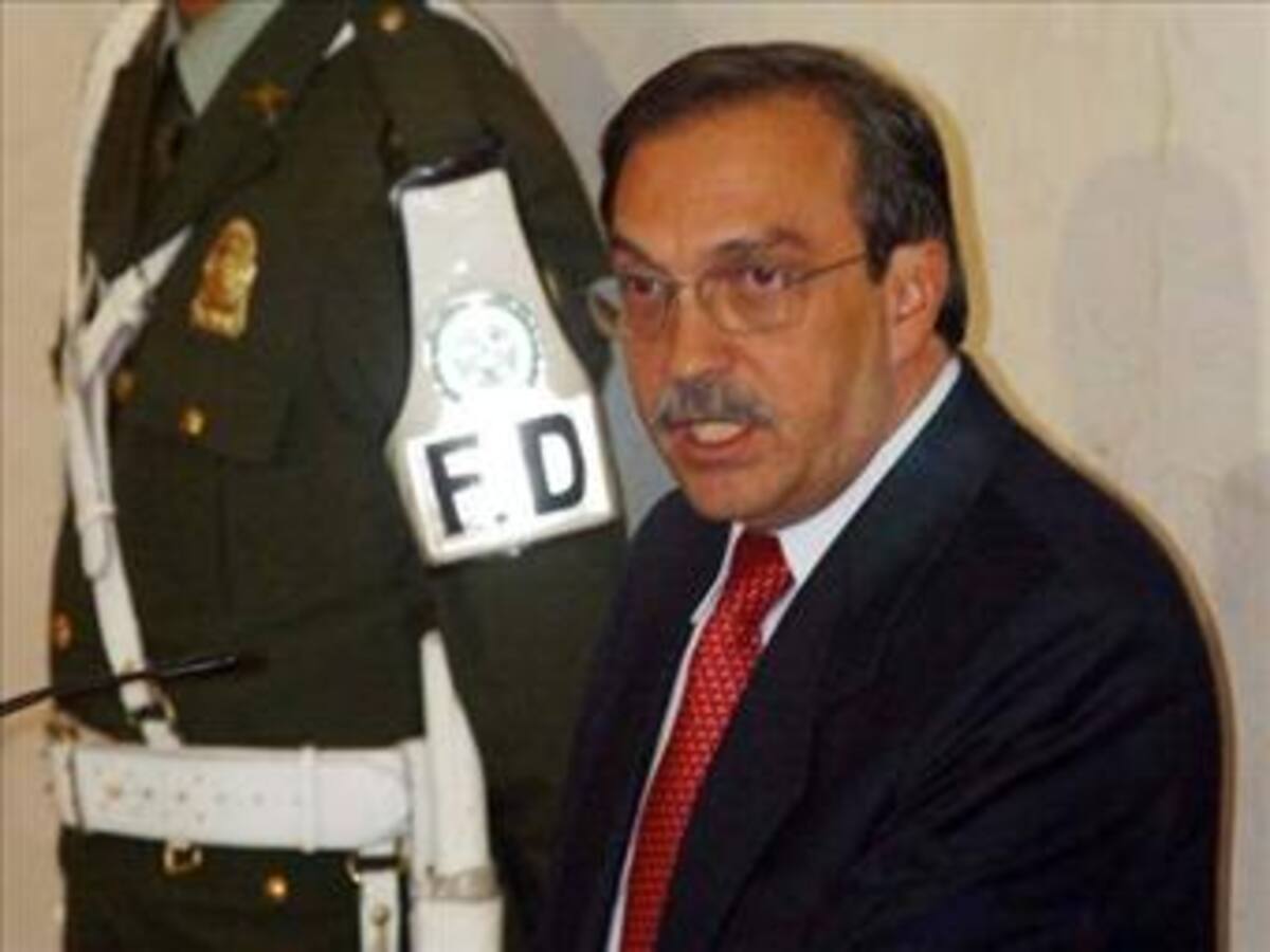 Existían órdenes de aportar dinero a campaña de Ramos: exparamilitar