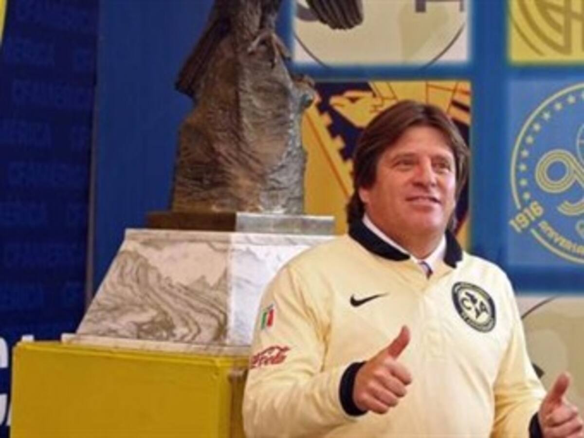 Miguel Herrera fue confirmado como técnico de México