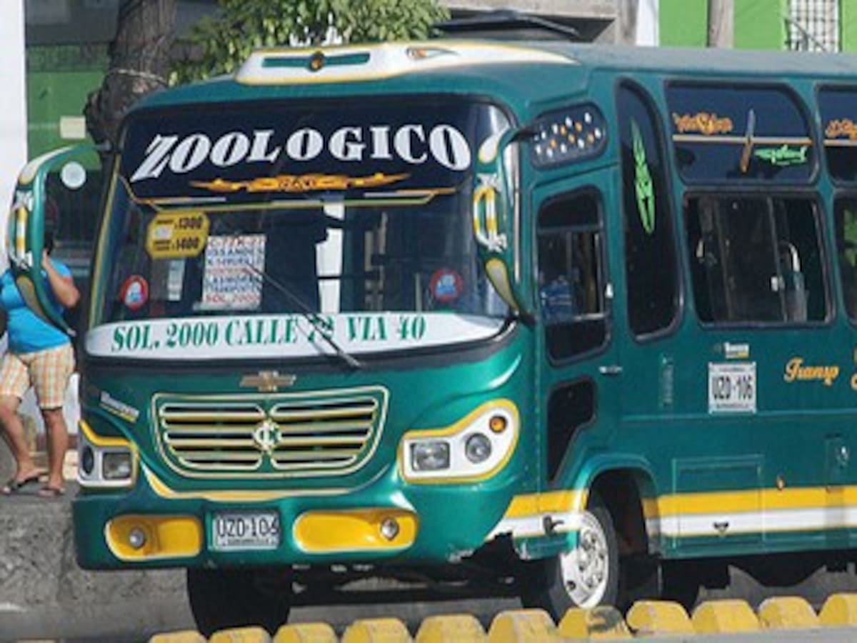 Conductores de empresa de transporte paralizan labores por amenazas en Barranquilla