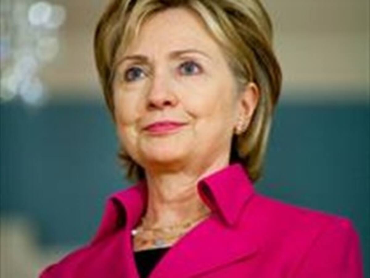 Hillary Clinton finalizó su visita a México con oferta de ayuda contra el narcotráfico