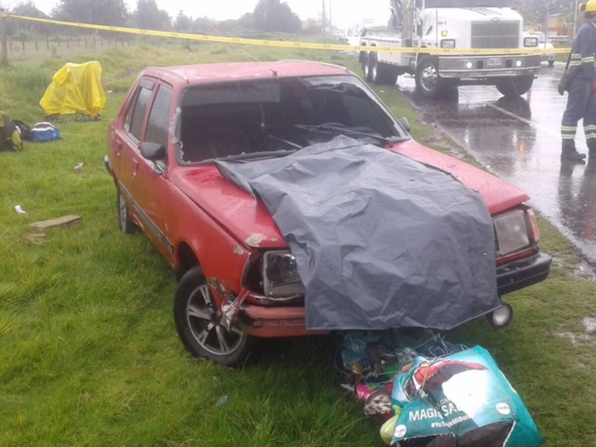 Accidente de tránsito frena el retorno a pie de mojaneros desde Bogotá