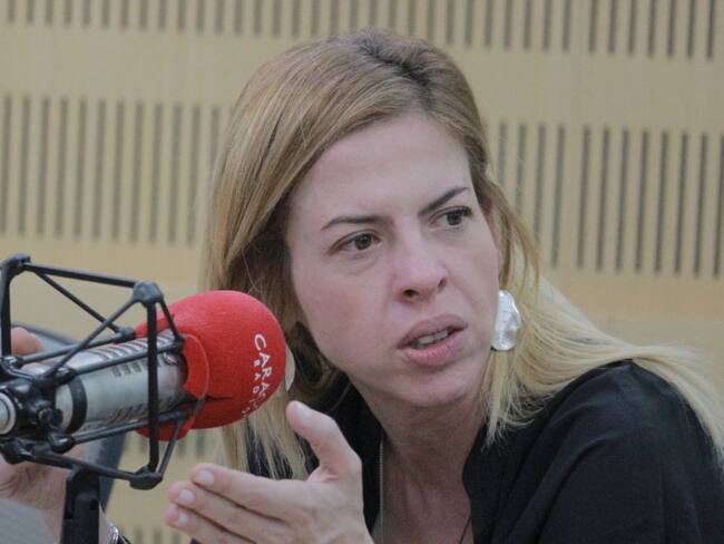 Se va volver la campaña todos contra Claudia: Lariza