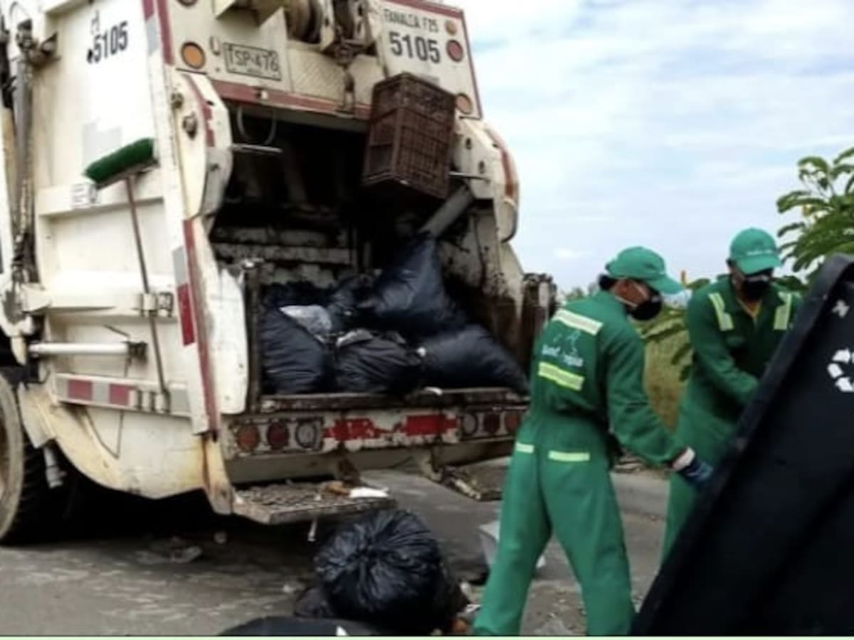 Bloqueo al relleno sanitario deja más de 250 toneladas de residuos represados hoy en Neiva