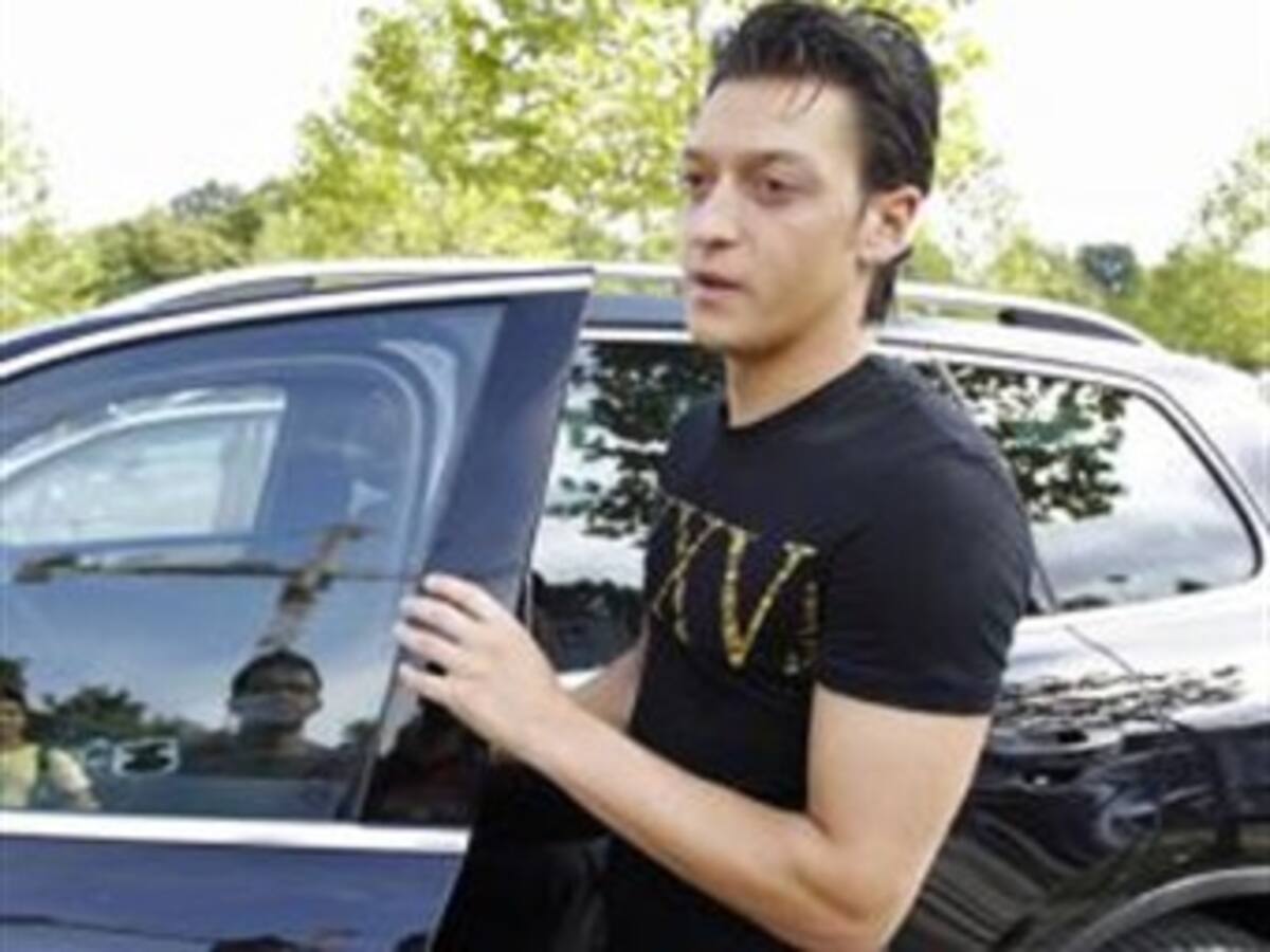 Özil es nuevo jugador de Real Madrid