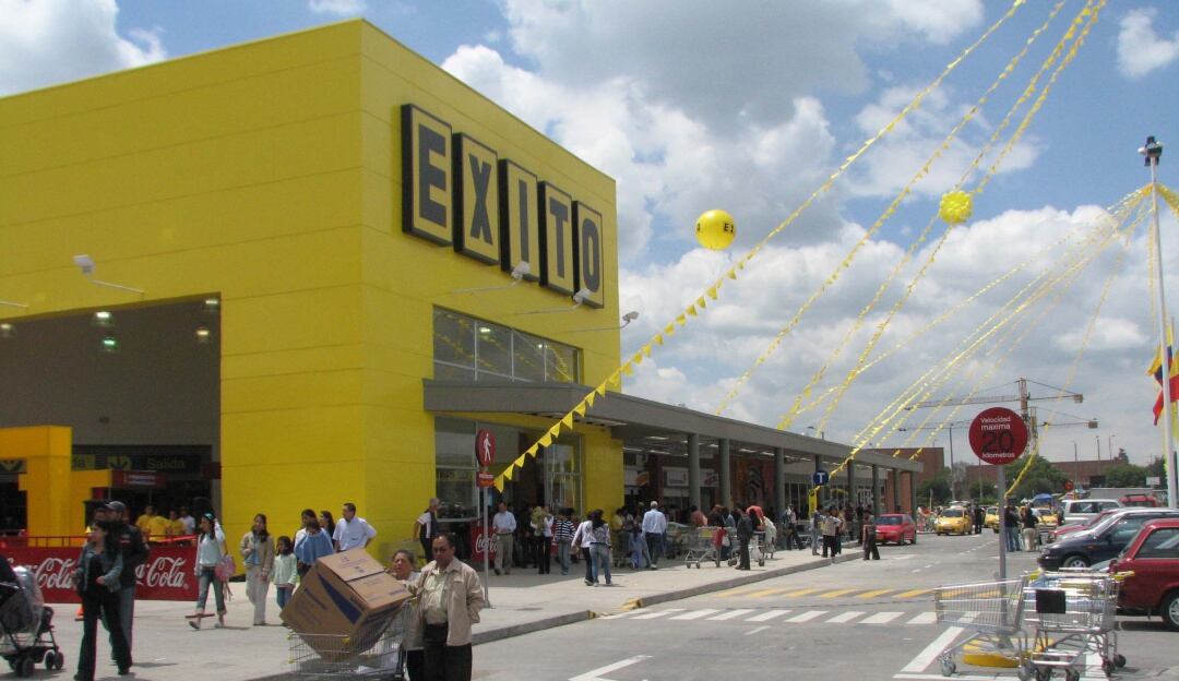 WhatsApp: ¿Bonos gratis de almacenes Éxito a cambio de sus datos?