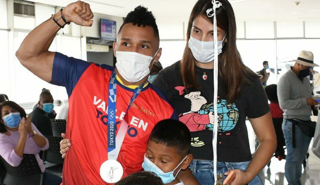 El pesista Luis Javier Mosquera, es oriundo del municipio de Yumbo, Valle.