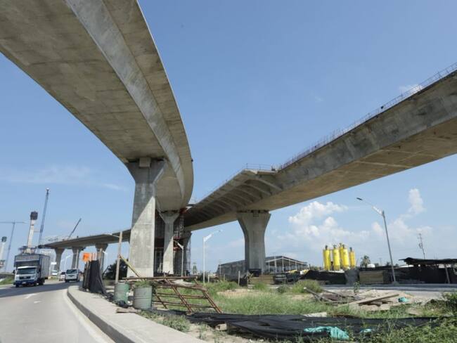 Obras del nuevo Puente Pumarejo (@MinTransporteCo)