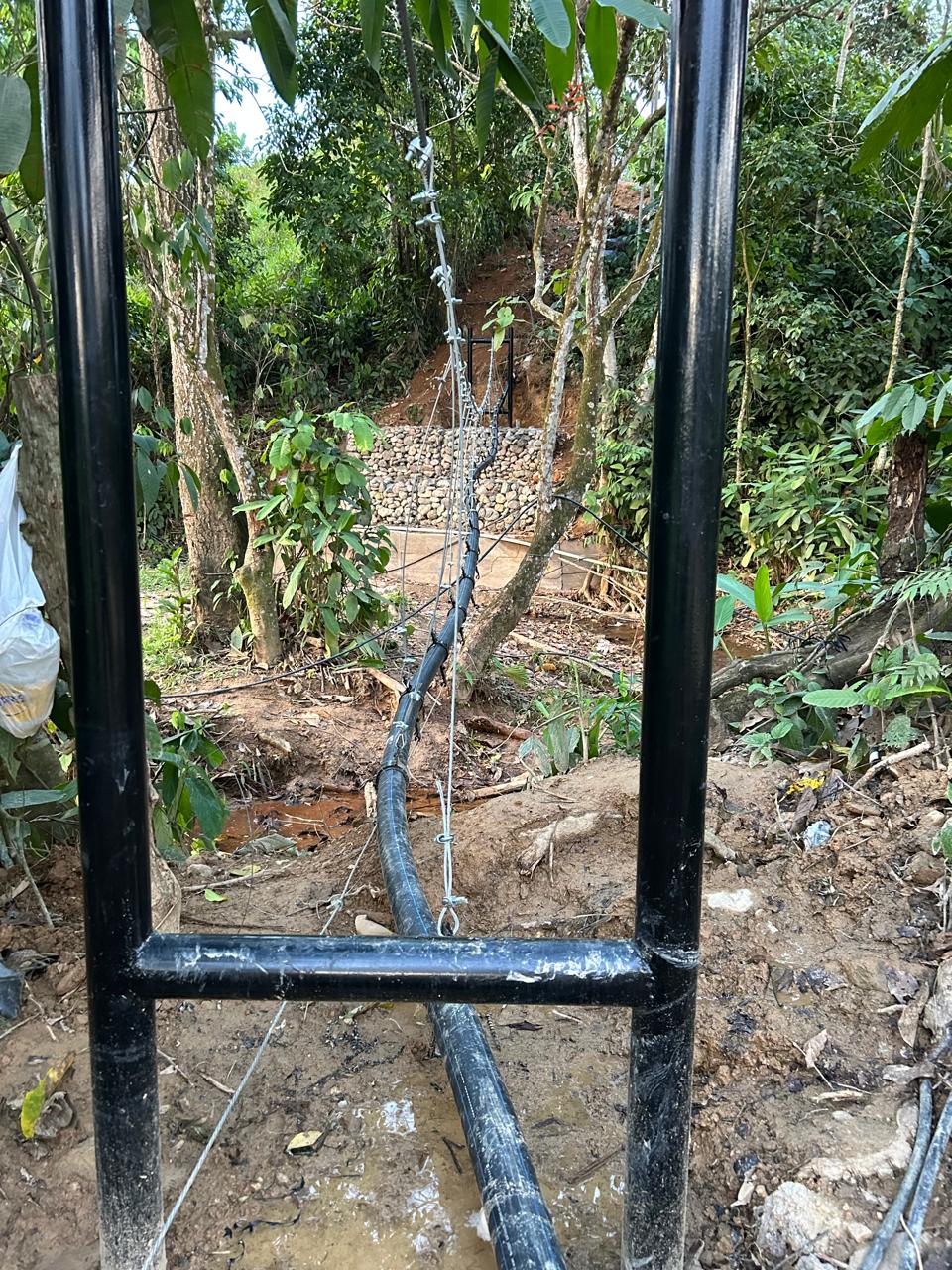 Línea de acueducto en El Tarra, Norte de Santander. Foto Cristina Navarro/ Caracol Radio