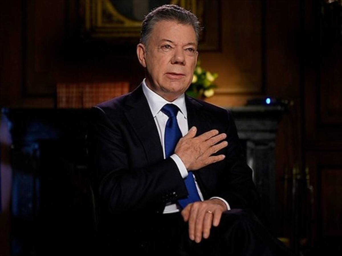 Santos se va satisfecho de haber logrado la paz