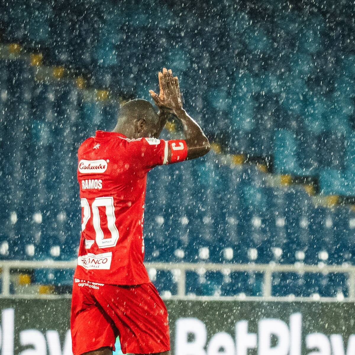 Adrián Ramos, muy cerca de meterse al Top 3 de goleadores históricos del América: Así va el listado
