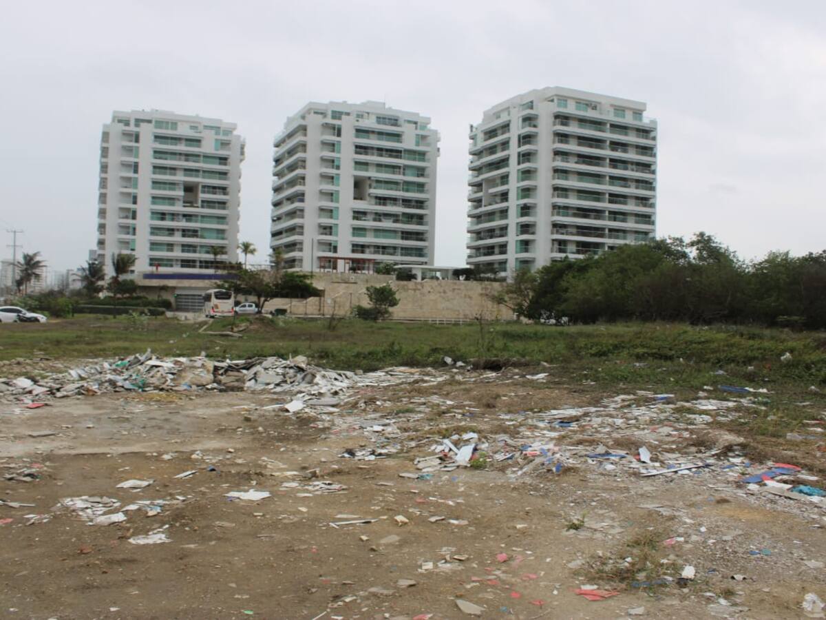Alcaldía local uno de Cartagena alertó a dueños de lotes en presunto abandono