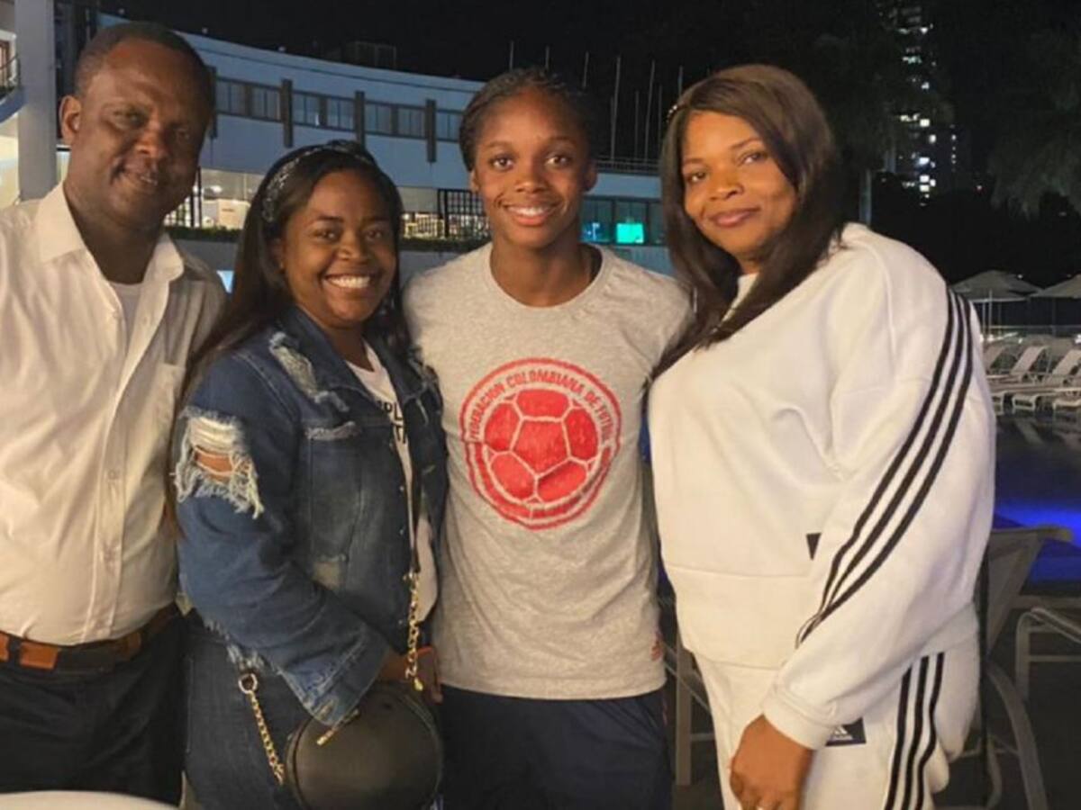 Mamá de Linda Caicedo: "Pedía que no le diéramos muñecas sino guayos"