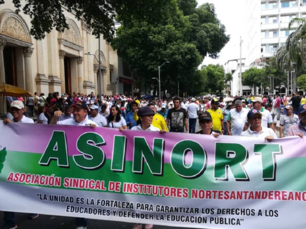 Educadores se marginan del diálogo con el presidente