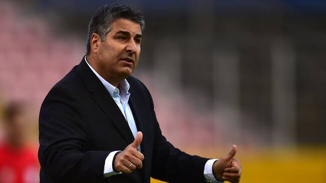 'Sachi' Escobar, entrenador de Universidad Católica de Ecuador