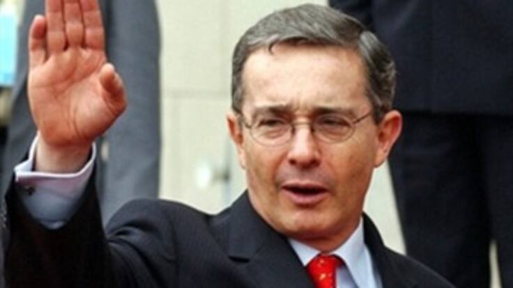 Conminan al Presidente a que no intervenga en política