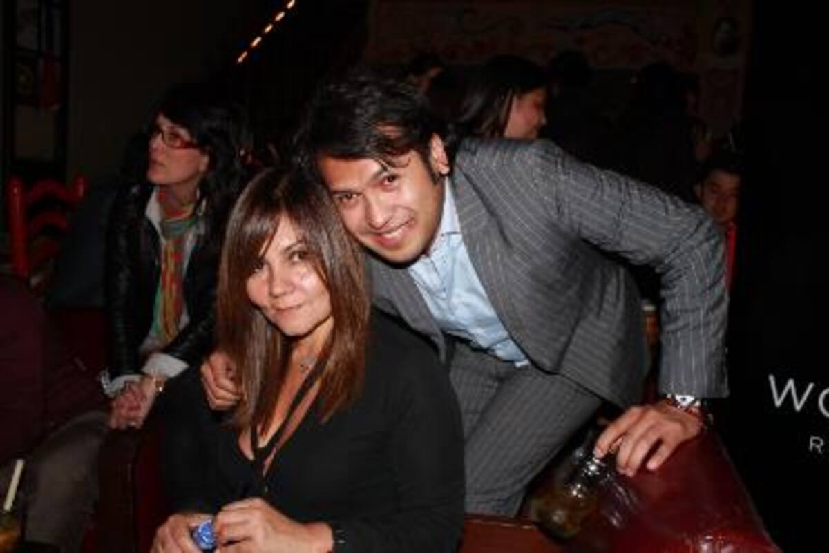 Lina Cantillo (Diseñadora) y su novio.