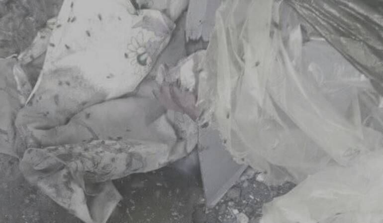 Así fue hallado el cuerpo del bebé.