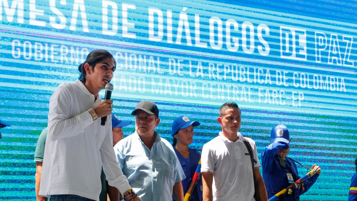 Al Oído: con las disidencias de las Farc sólo sometimiento