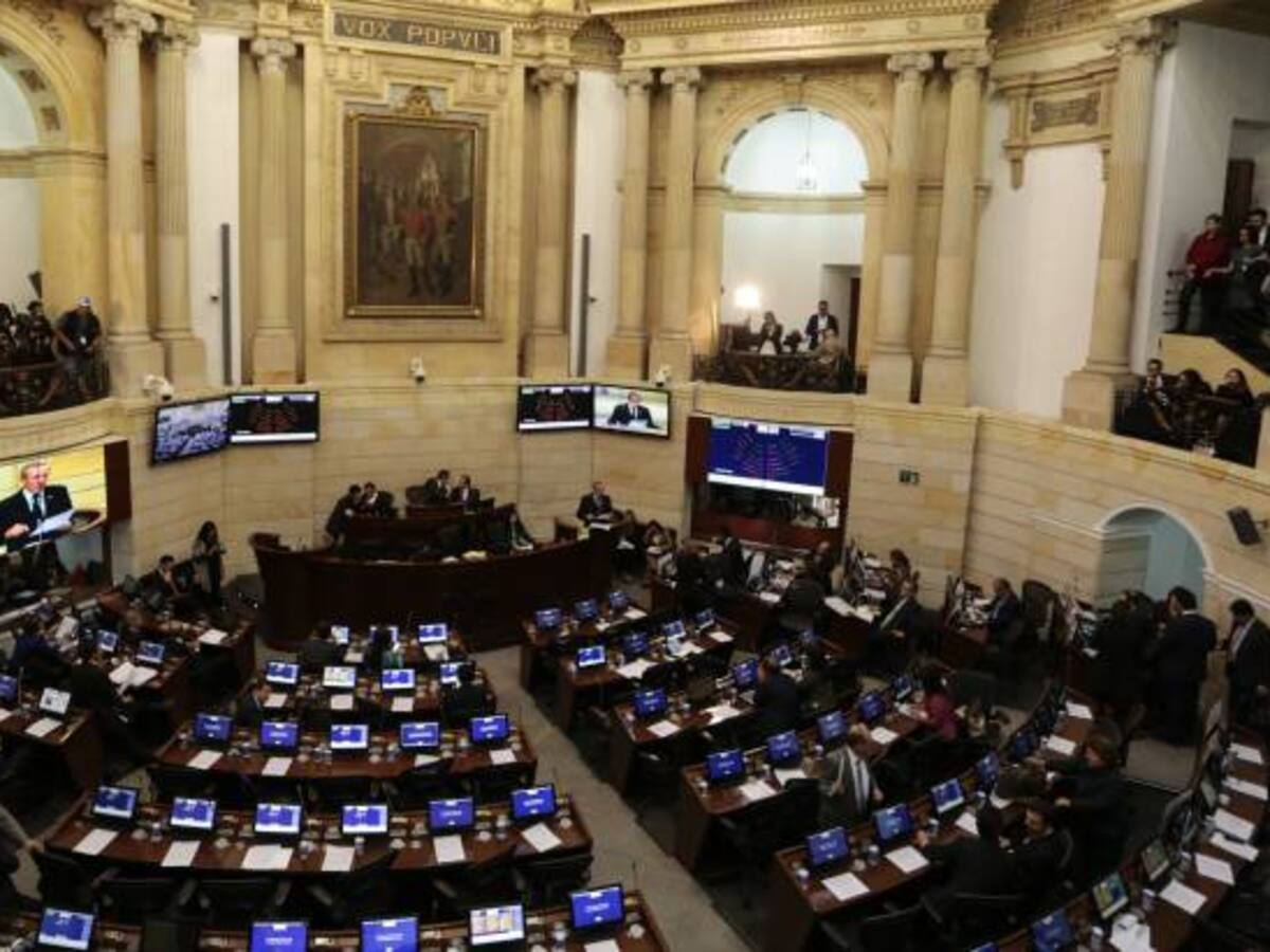 Senado estudiará 39 ascensos de oficiales de las FF. MM. y la Policía