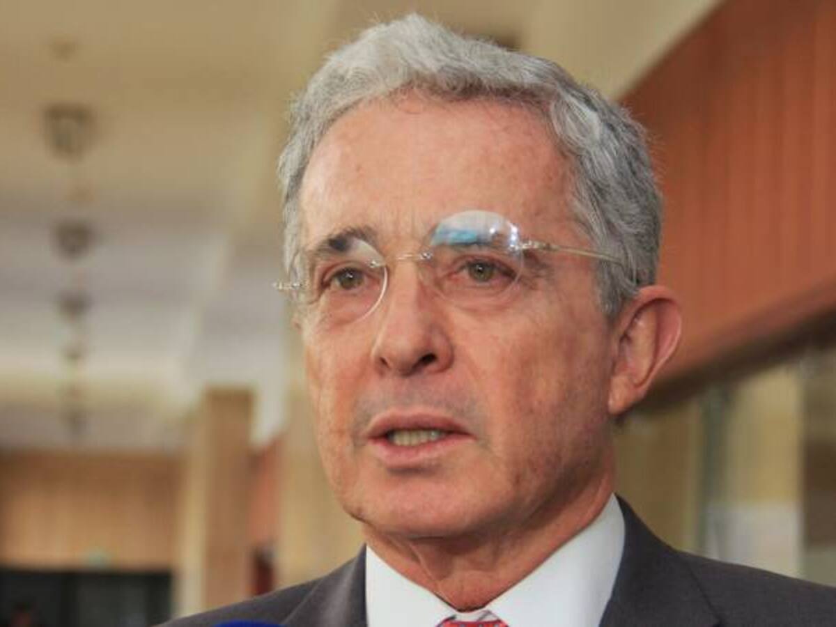 Uribismo promoverá referendo para evitar la creación de la JEP