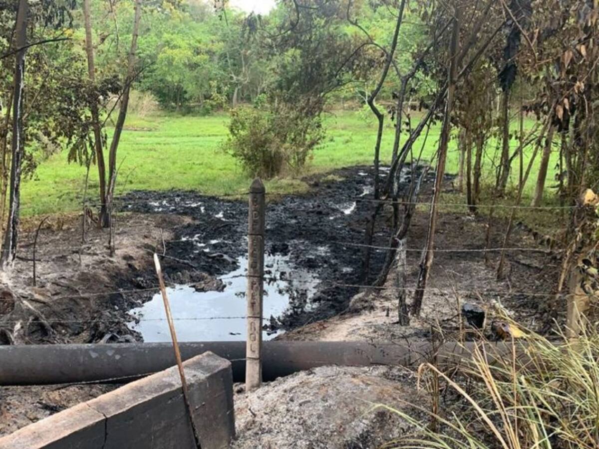 VIDEO: Explosiones en pozo petrolero fueron "acciones de terceros"