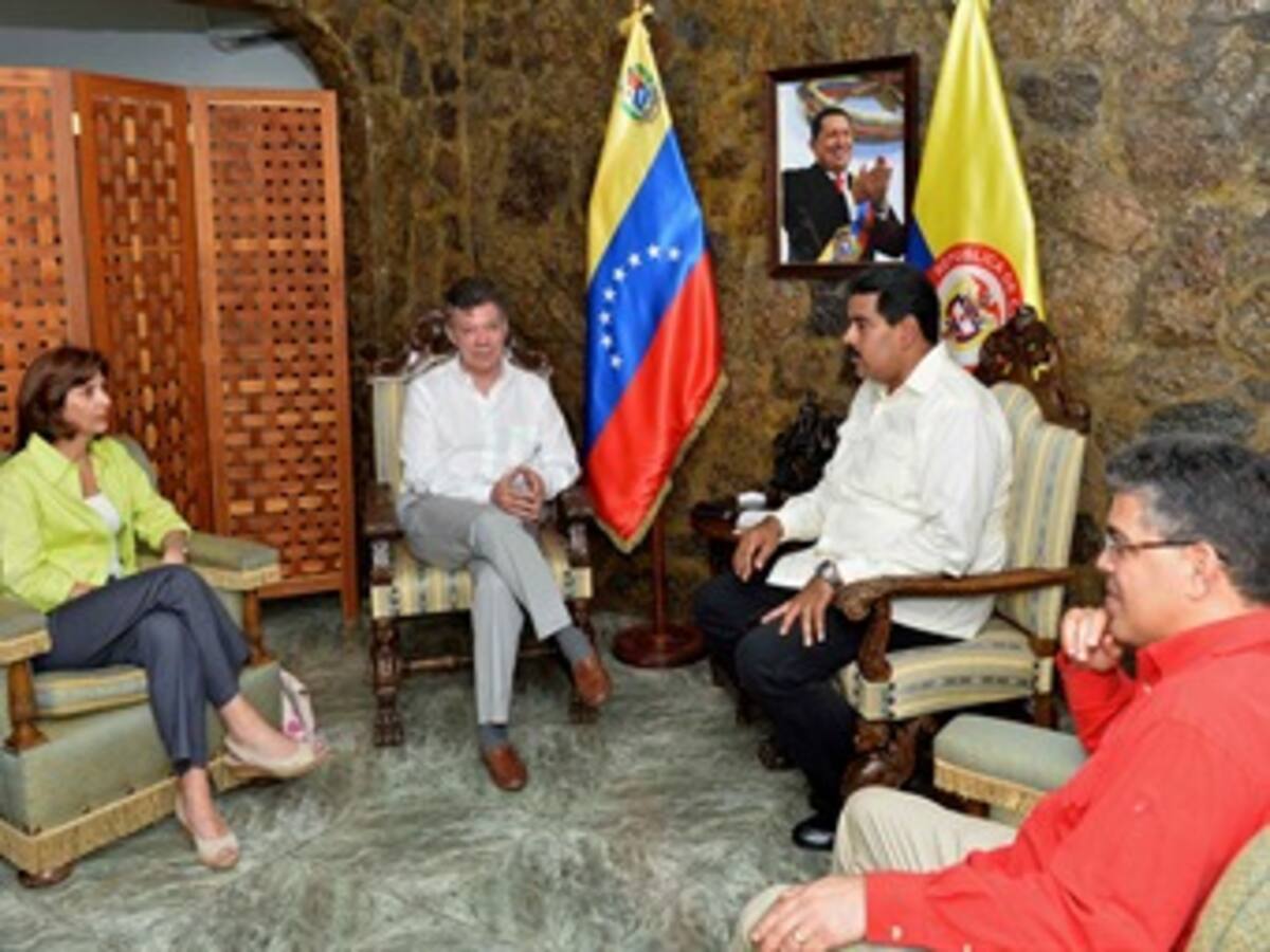 “Este es un relanzamiento de nuestras relaciones”: Santos tras reunión con Maduro