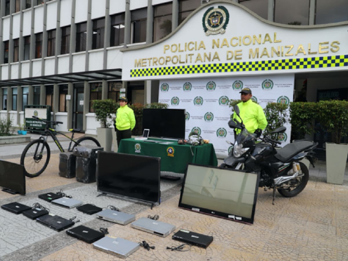 En varias prenderías de Manizales decomisaron más de 20 electrodomésticos