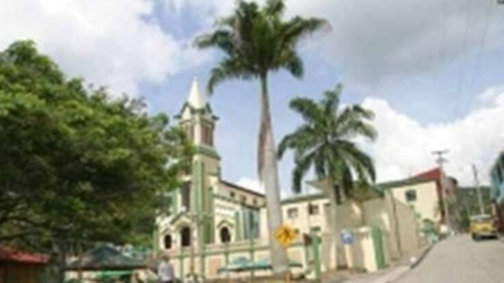 Solicitan ayudas para los más de 2 mil damnificados de Nocaima, Cundinamarca