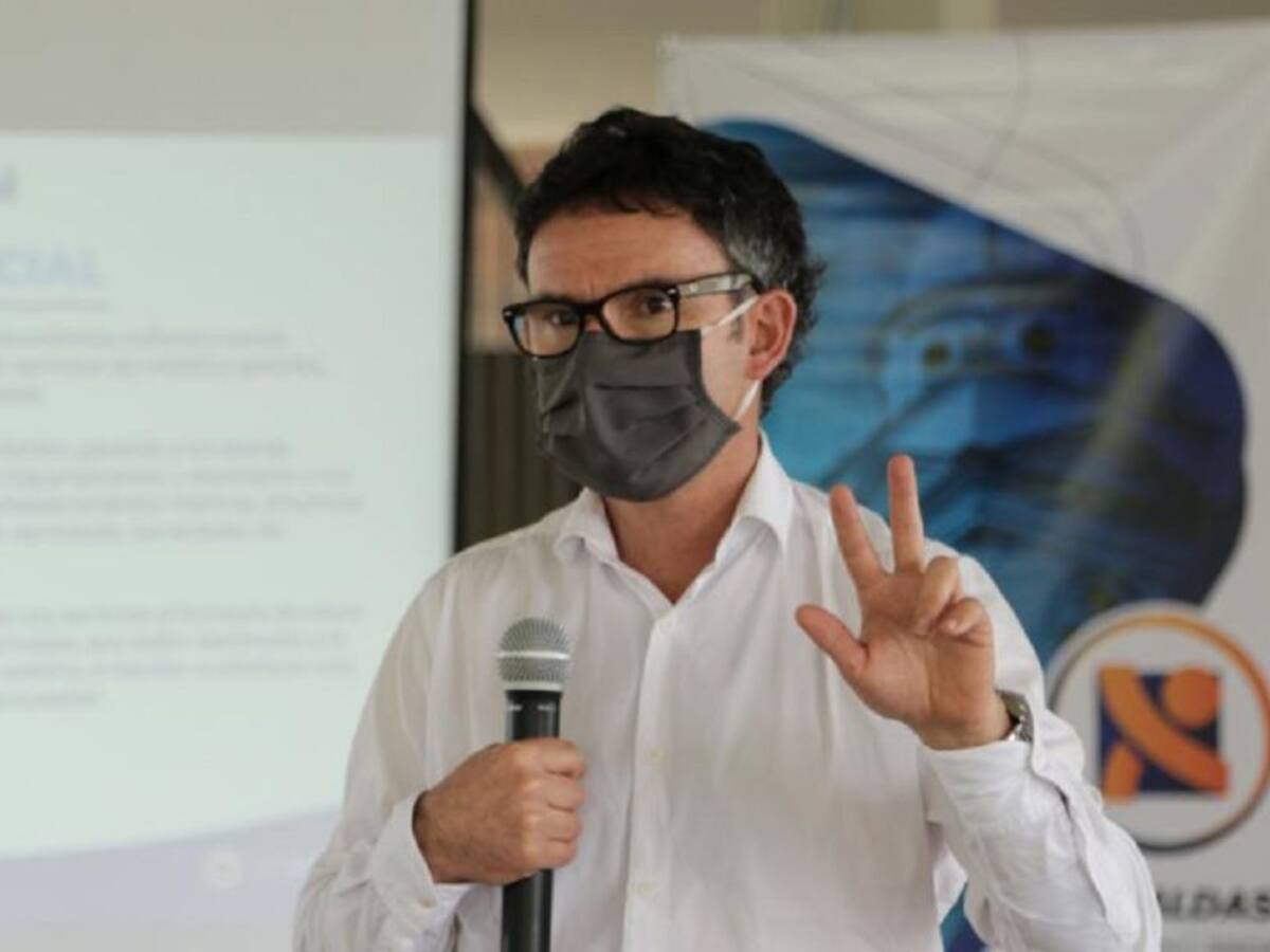 Inficaldas ofrece créditos para la red pública hospitalaria