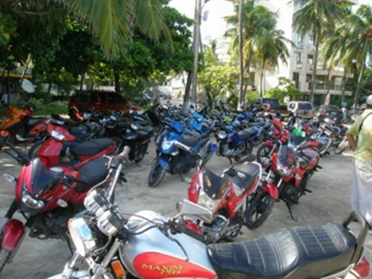 Mototaxistas de San Andrés amenazan con iniciar huelga de hambre