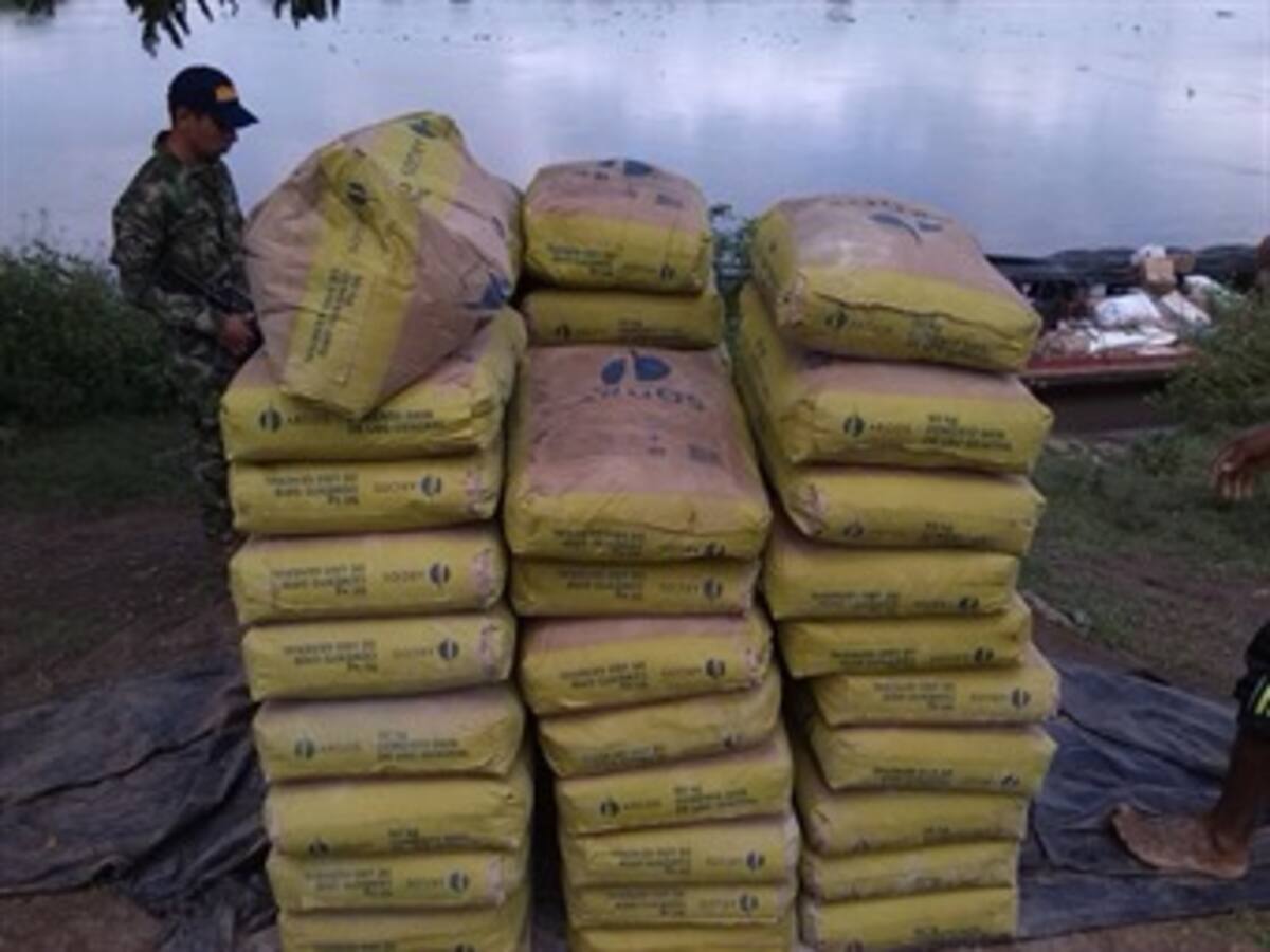 Armada Nacional incauta más de siete toneladas de cemento en Bolívar