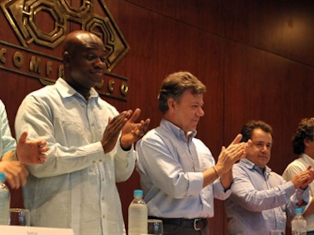 Santos destaca crecimiento económico que puede alcanzar Colombia si se logra la paz