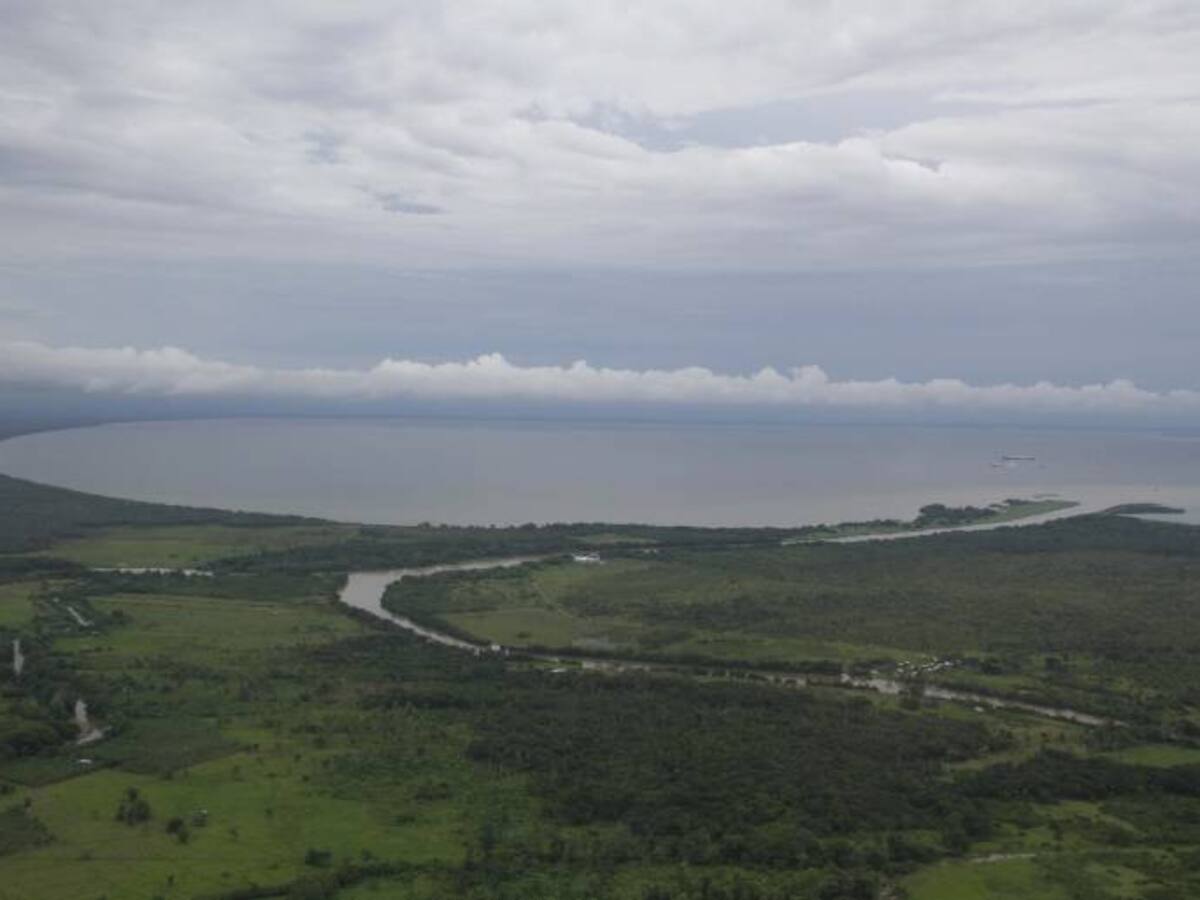 Un patrullero de la policía muerto por ataque del Clan del Golfo en Urabá