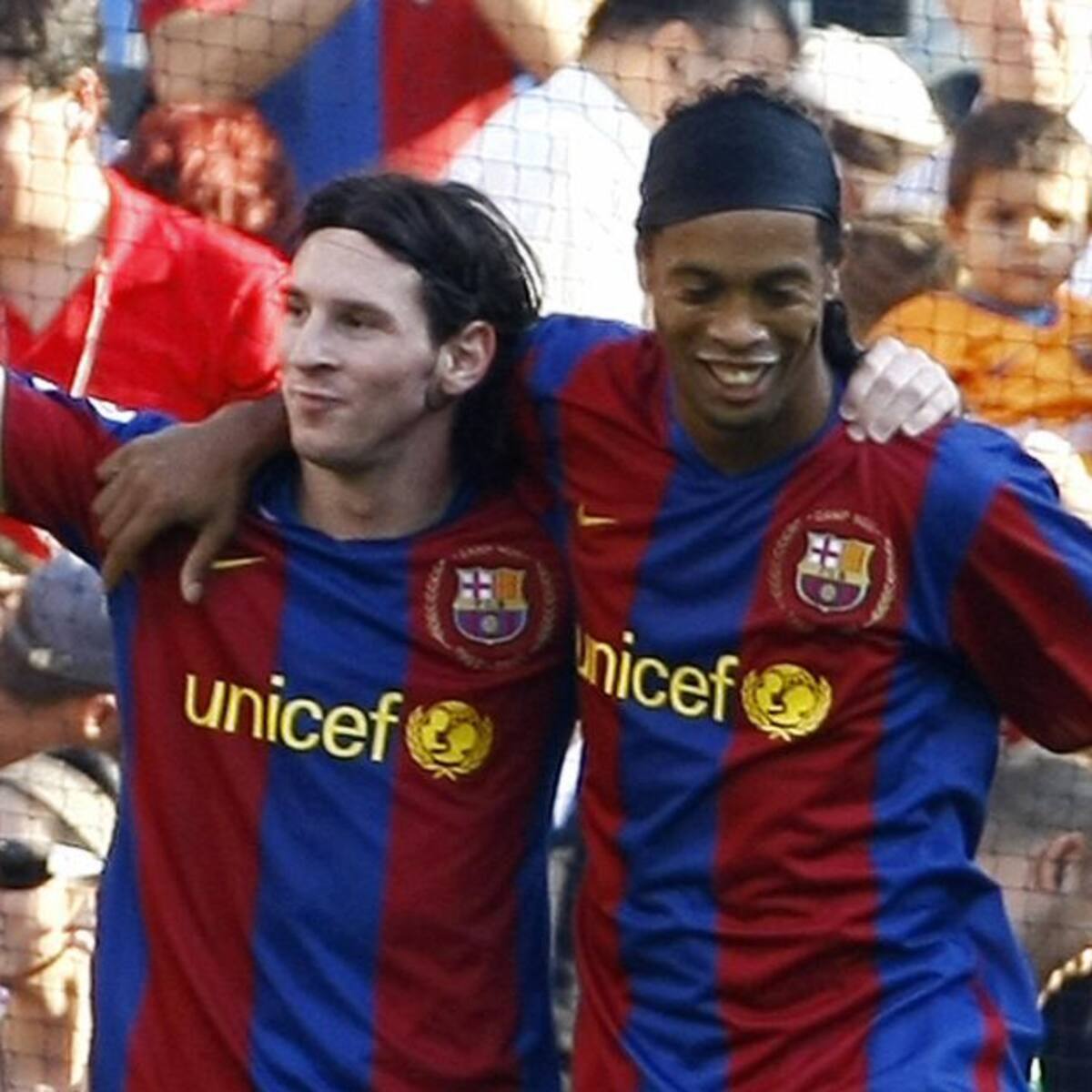 De Ronaldinho para Messi: El mensaje de bienvenida de un viejo amigo