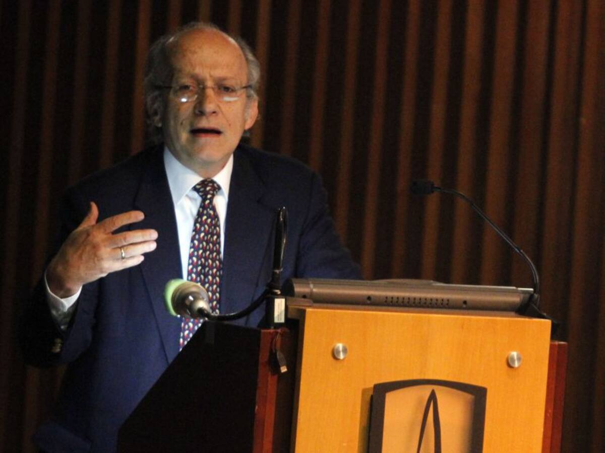 Ex ministro de Ambiente fue víctima de atraco en el norte de Bogotá