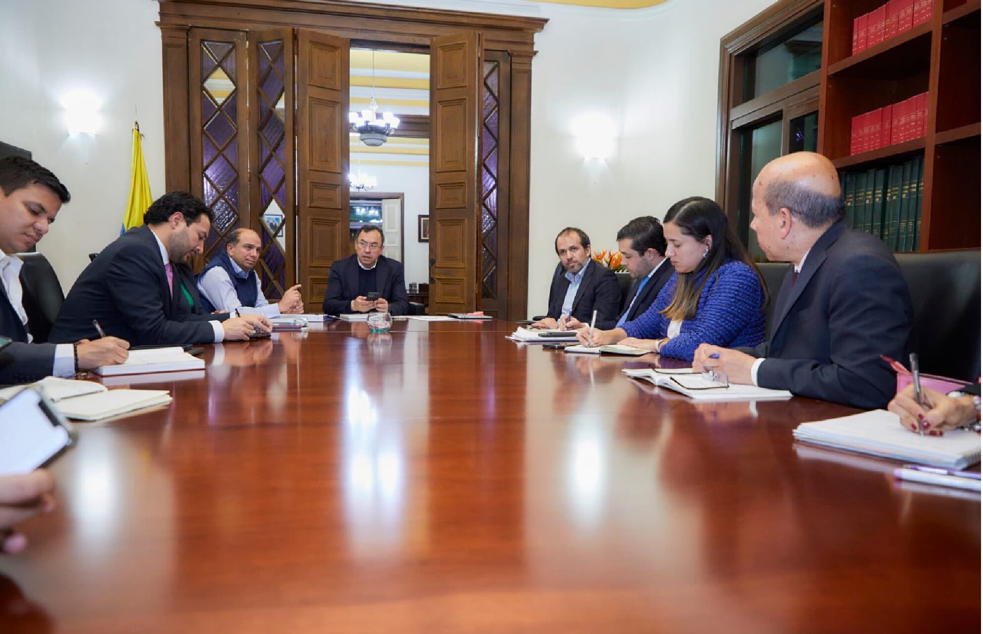 Encuentro entre Ministerio del Interior y Defensoría del Pueblo.