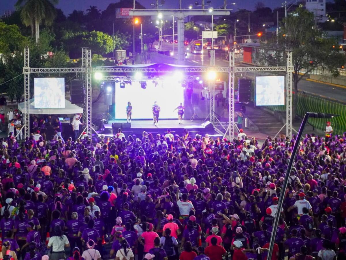 Más de 2.500 madres de Cartagena conmemoraron su día con actividades del IDER