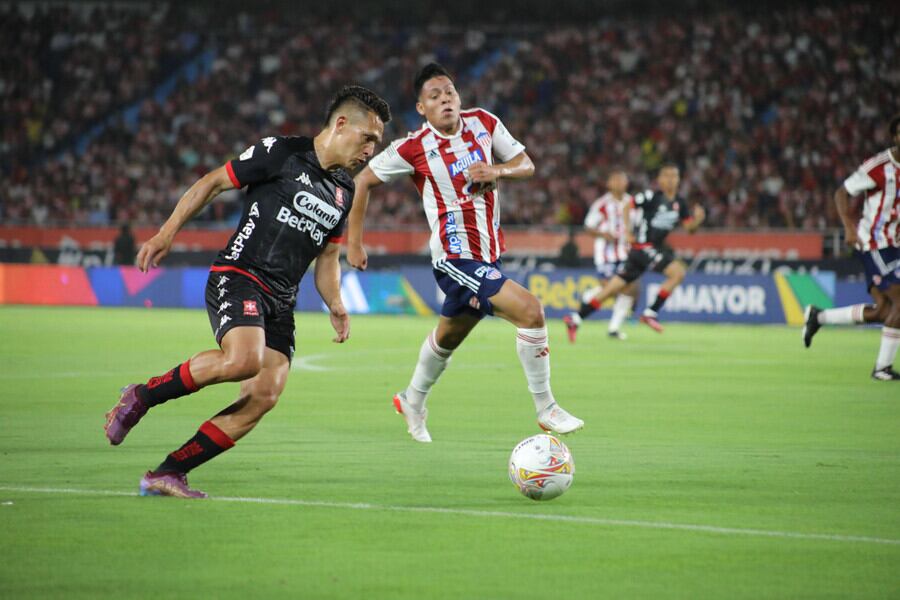 Duelo de Liga entre Junior de Barranquilla e Independiente Santa Fe / Colprensa