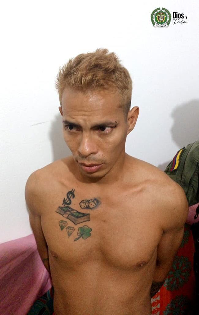 Yuber Luis Ramos y conocido con los alias de “Fayir” o “Esneider”. Foto: Policía Antioquia.