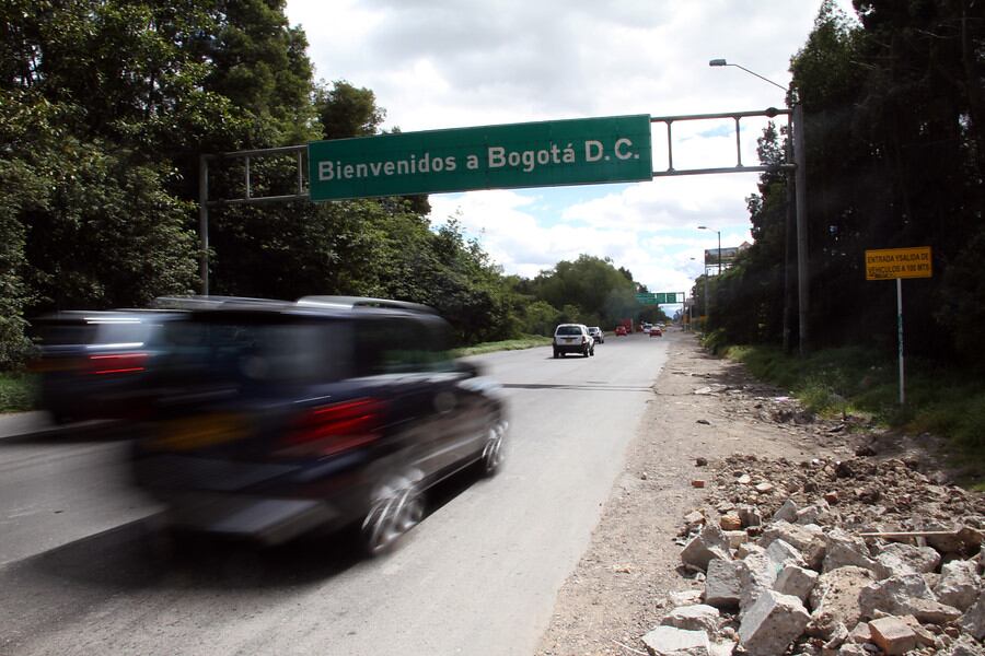 “Revisemos otras alternativas”: concejales critican nuevo pico y placa en Bogotá