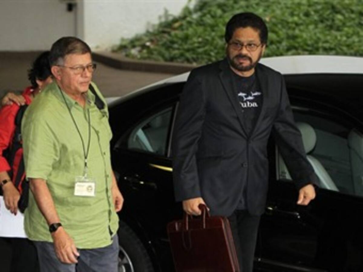 Farc dicen que agenda de paz puede y debe ser modificada