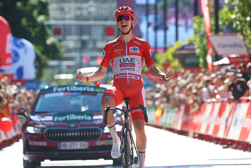 Tadej Pogacar consigue una impresionante victoria en la etapa 4 de la Vuelta a España 2026: resumen (Photo by Alexander Hassenstein/Getty Images)