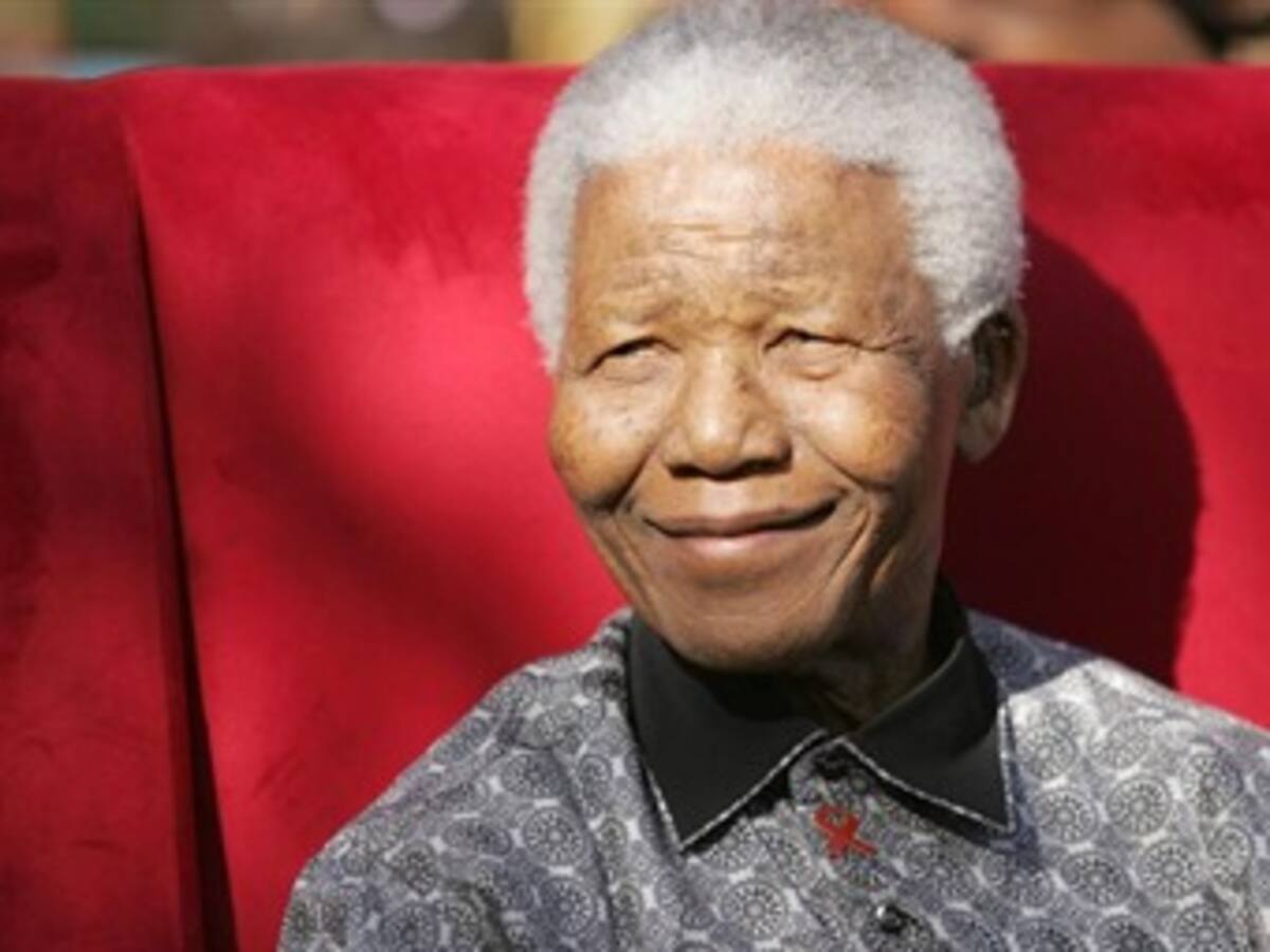 Silencio en Sudáfrica sobre la salud de Mandela, que sigue hospitalizado