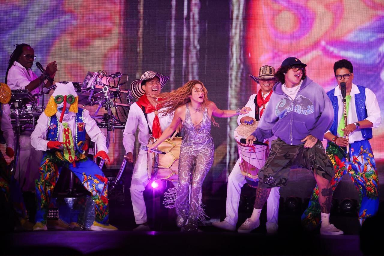 Tras conquistar Madrid con Shakira, regresa a Barranquilla la delegación del Carnaval