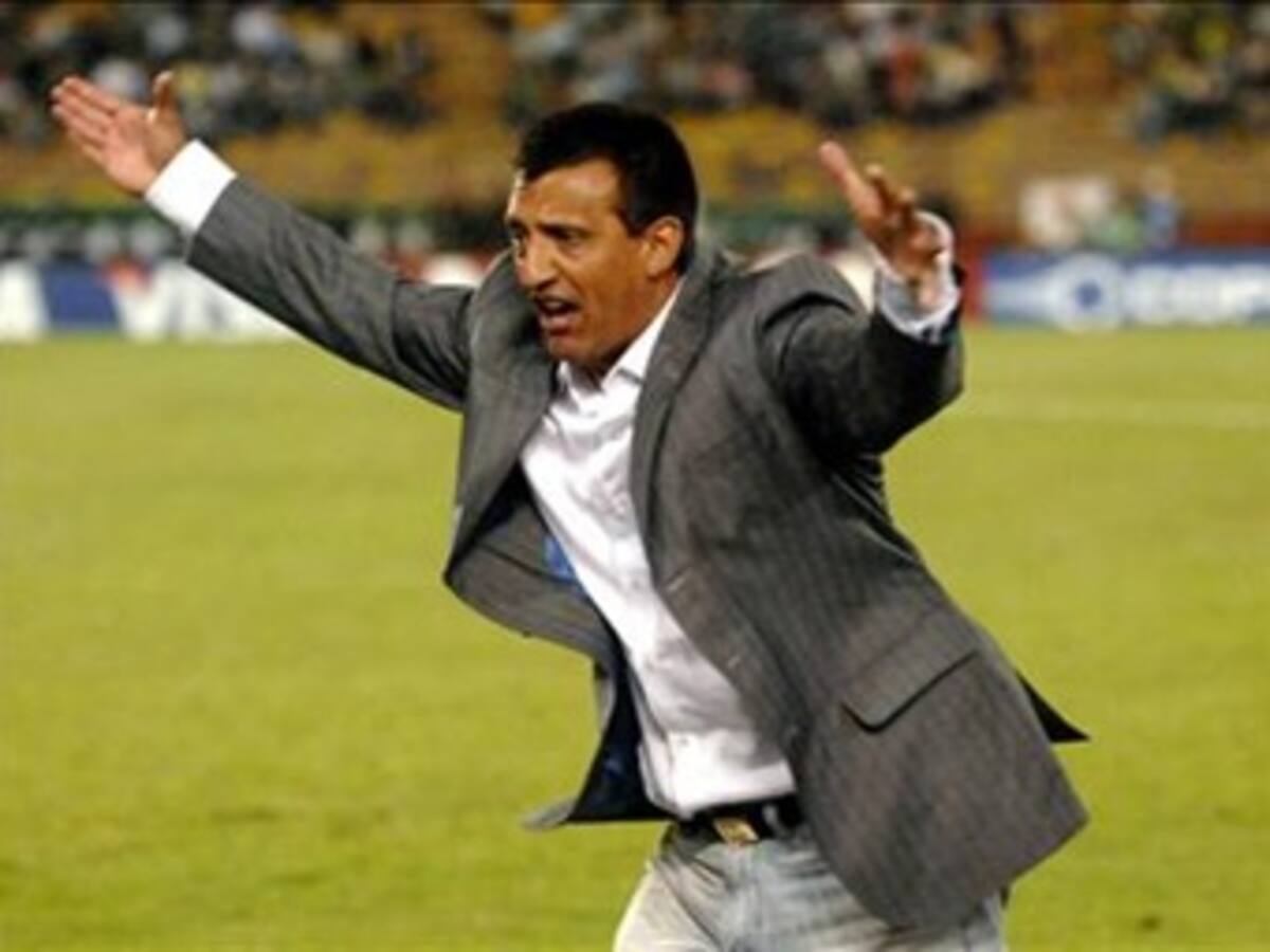 Mario Vanemerak reemplazará a Huber Bodhert en la dirección técnica del Real Cartagena