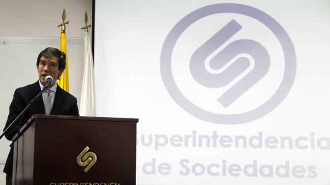 Francisco Reyes Villamizar, Superintendente de sociedades.